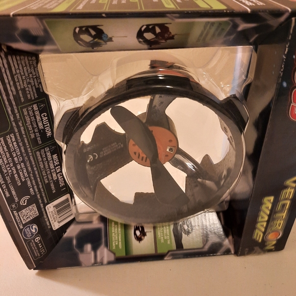 Air hogs hand control ufo - Picture 7 of 11